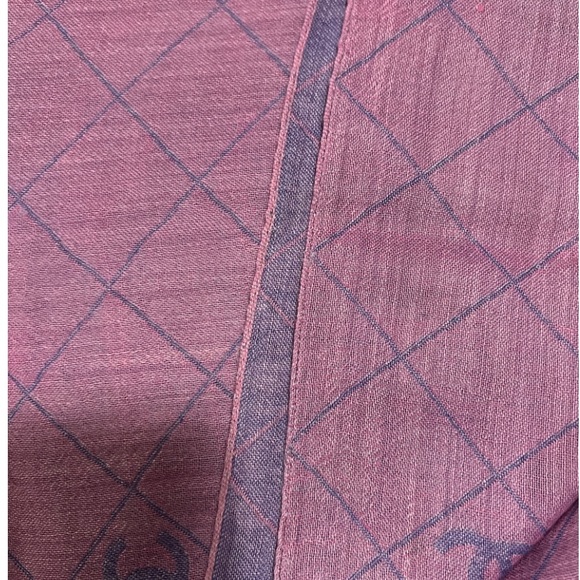 CHANEL Purple and Light blue 
CASHMERE SCARF - Picture 7 of 12